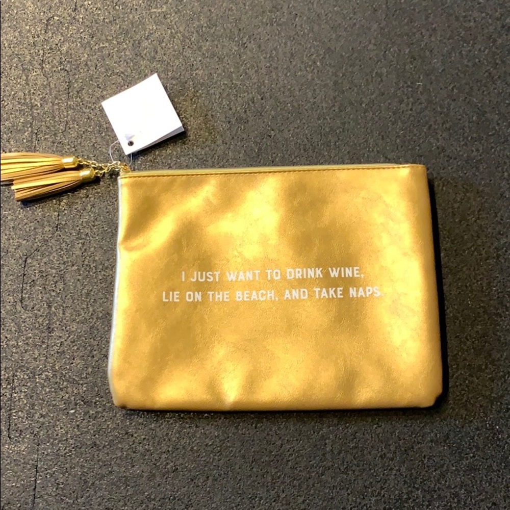 NWT womens pouch